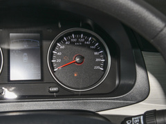 2022款 盛世款 1.6L 手动追梦版五座