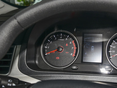 2022款 盛世款 1.6L 手动追梦版五座