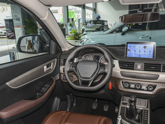 2022款 盛世款 1.6L 手动追梦版五座