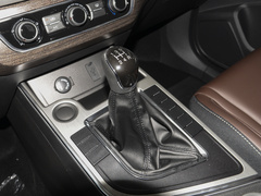 2022款 盛世款 1.6L 手动追梦版五座