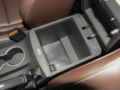 2022款 盛世款 1.6L 手动追梦版五座