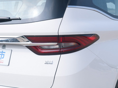 2022款 1.8TD DCT白金尊贵型