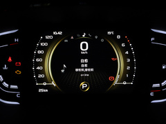 2022款 1.8TD DCT白金尊贵型