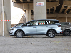 2022款 1.8TD DCT白金舒适型
