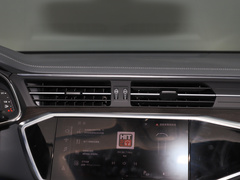 2022款 55 TFSI quattro S-line 志远型流晶套装