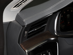2022款 55 TFSI quattro S-line 志远型流晶套装