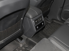 2022款 2.0T DCT两驱智联旗畅版 五座