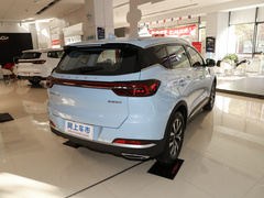 2021款 1.5T CVT 48V尊贵型