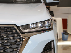 2021款 1.5T CVT 48V尊贵型