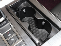 2021款 1.5T CVT 48V尊贵型