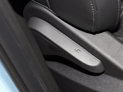 2021款 1.5T CVT 48V尊贵型