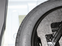 2021款 1.5T CVT 48V尊贵型