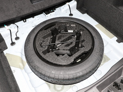2021款 1.5T CVT 48V尊贵型