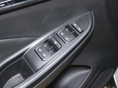 2021款 改款 1.6L 手动精英型 