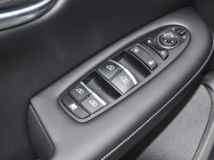 2022款 2.0T 四驱领航版