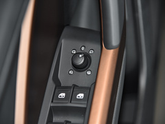 2022款 35 TFSI 时尚致雅型