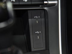 2022款 35 TFSI 时尚致雅型