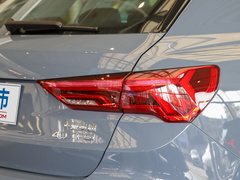 2022款 40 TFSI RS套件燃速型