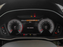 2022款 40 TFSI RS套件燃速型