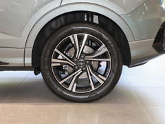 2022款 40 TFSI 时尚型 