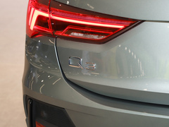 2022款 40 TFSI 时尚型 