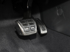 2022款 40 TFSI RS 套件燃速型 
