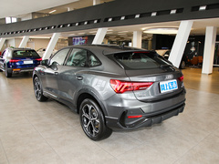 2022款 45 TFSI quattro 时尚型 