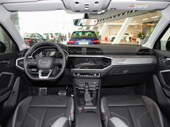 2022款 45 TFSI quattro 时尚型 