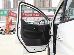 2021款 1.5L 客车旅行狮 6座