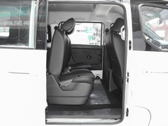 2021款 1.5L 客车旅行狮 6座