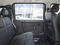 2021款 1.5L 客车旅行狮 7座