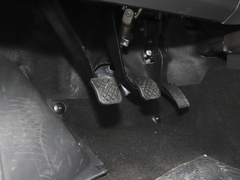 2021款 1.5L 客车旅行狮 7座