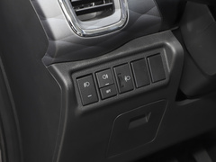 2021款 1.5L 客车旅行狮 7座