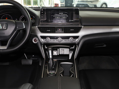 2022款 260TURBO 豪华版