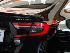 2022款 260TURBO 豪华版