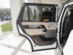 2022款 3.0 L6 400PS 传世加长经典版