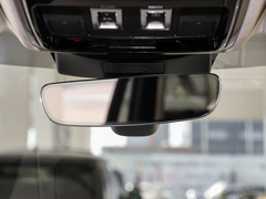2022款 3.0 L6 400PS 传世加长经典版