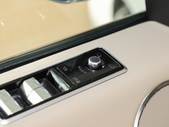 2022款 3.0 L6 400PS 传世加长经典版