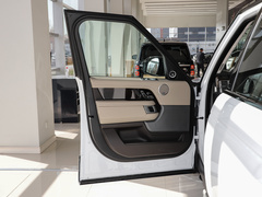 2022款 3.0 L6 400PS 传世加长经典版