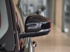 2022款 3.0 L6 400PS 尊崇创世加长版