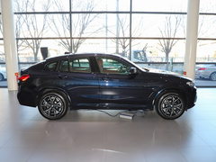 2022款 xDrive 25i M运动套装