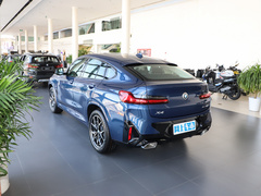 2022款 xDrive 25i M运动套装
