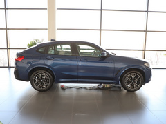 2022款 xDrive 25i M运动套装