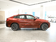 2022款 xDrive 25i M运动套装