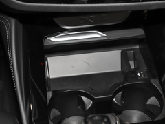 2022款 xDrive 25i M运动套装