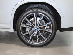 2022款 xDrive 30i M运动套装