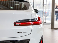 2022款 xDrive 30i M运动套装