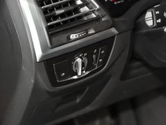 2022款 xDrive 30i M运动套装
