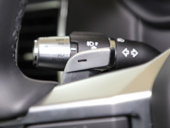 2023款 360PS R-Dynamic SE