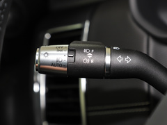 2023款 360PS R-Dynamic SE